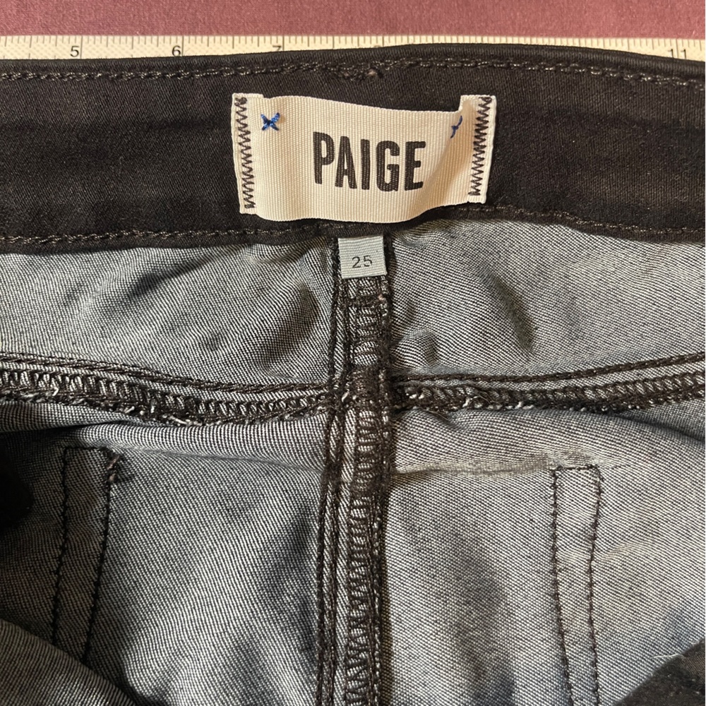 Paige Peg Skinny - Black Skinny Jeans Raw Hem - Size 25 - Picture 5 of 8
